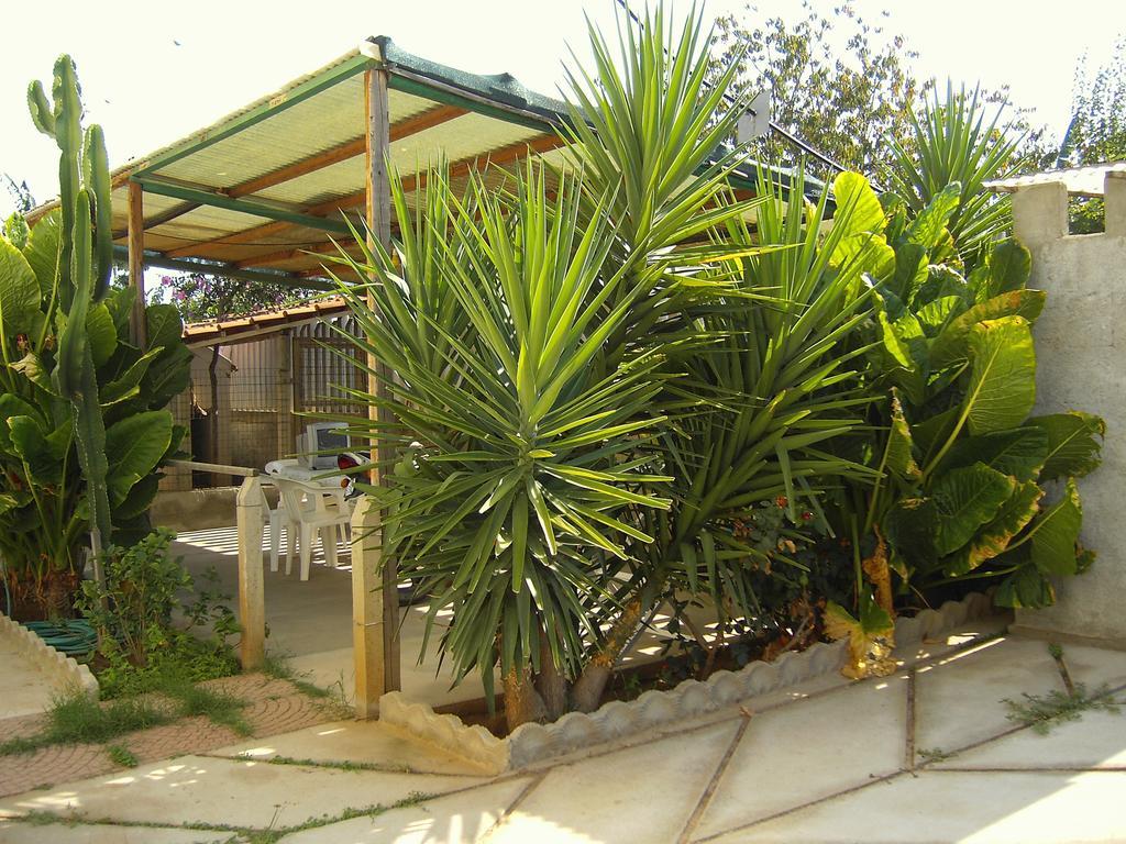 B&B Casa Del Sole - De Luca Apartments Torre Marino Екстериор снимка